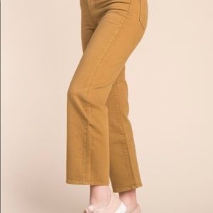 Levi’s Ribcage Straight Leg in brown, size 30